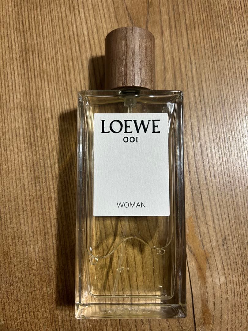 激安‼️LOEWE 001 WOMAN 香水