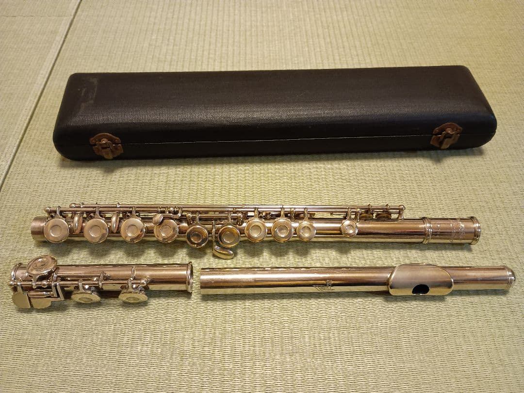 タネフルート 全タンポ交換済み ヤマハ フルート YFL-31 全タンポ交換済み【西巣鴨】 - 服部管楽器