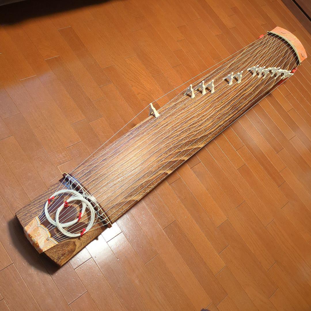 箏　十三弦　すだれ彫り　琴柱　琴枕　和楽器　琴