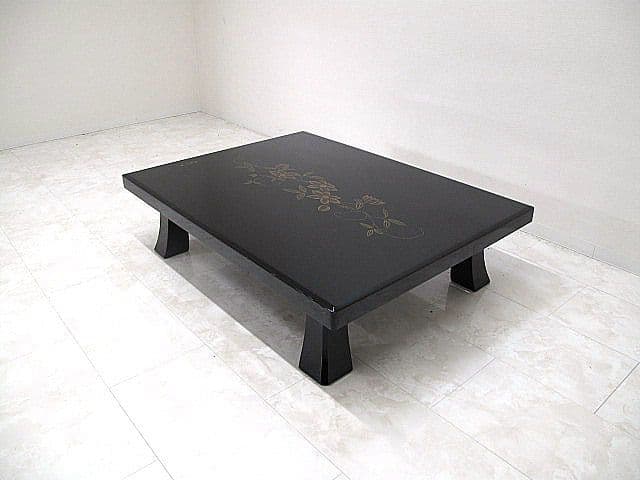 在銘 輪島塗 座卓 W121×D90.5×H31.5cm　蒔絵　センターテーブル 楽天市場】【中古】 座卓 輪島塗り 沈金師 福光満穂作 ガラス天板付き