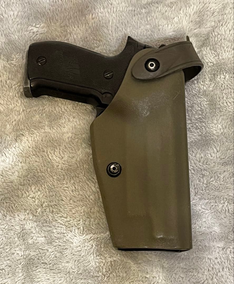 SIG P220/226用サファリランド　ホルスター実物　右きき用
