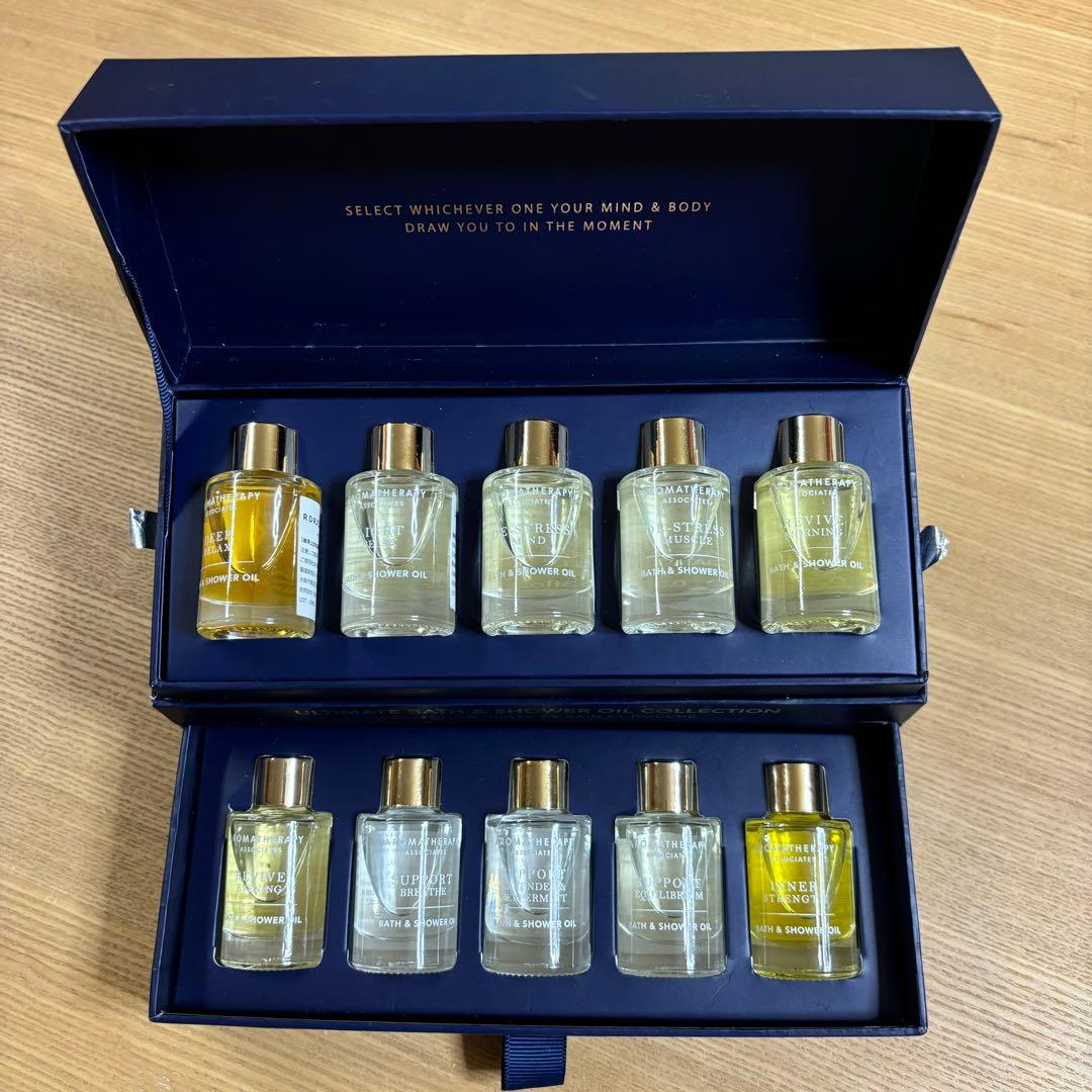 アロマセラピーアソシエイツ　バス＆シャワーオイル10本入り ギフトボックス
