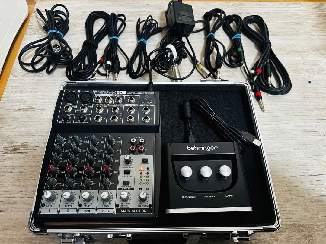 【本格録音セット】ベリンガー ミキサー XENYX 802 & UM2 ケース Amazon | ベリンガー アナログミキサー 8チャンネル XENYX 802