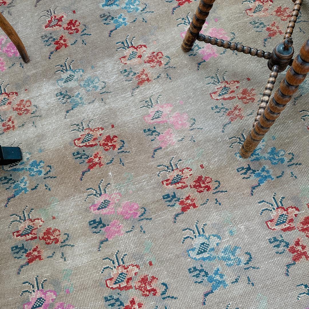 トルコヴィンテージラグ A73 大判 高級 レア グレージュ ピンク ブルー 楽天市場】【15%OFFクーポン対象】オーバーダイド ヴィンテージラグ