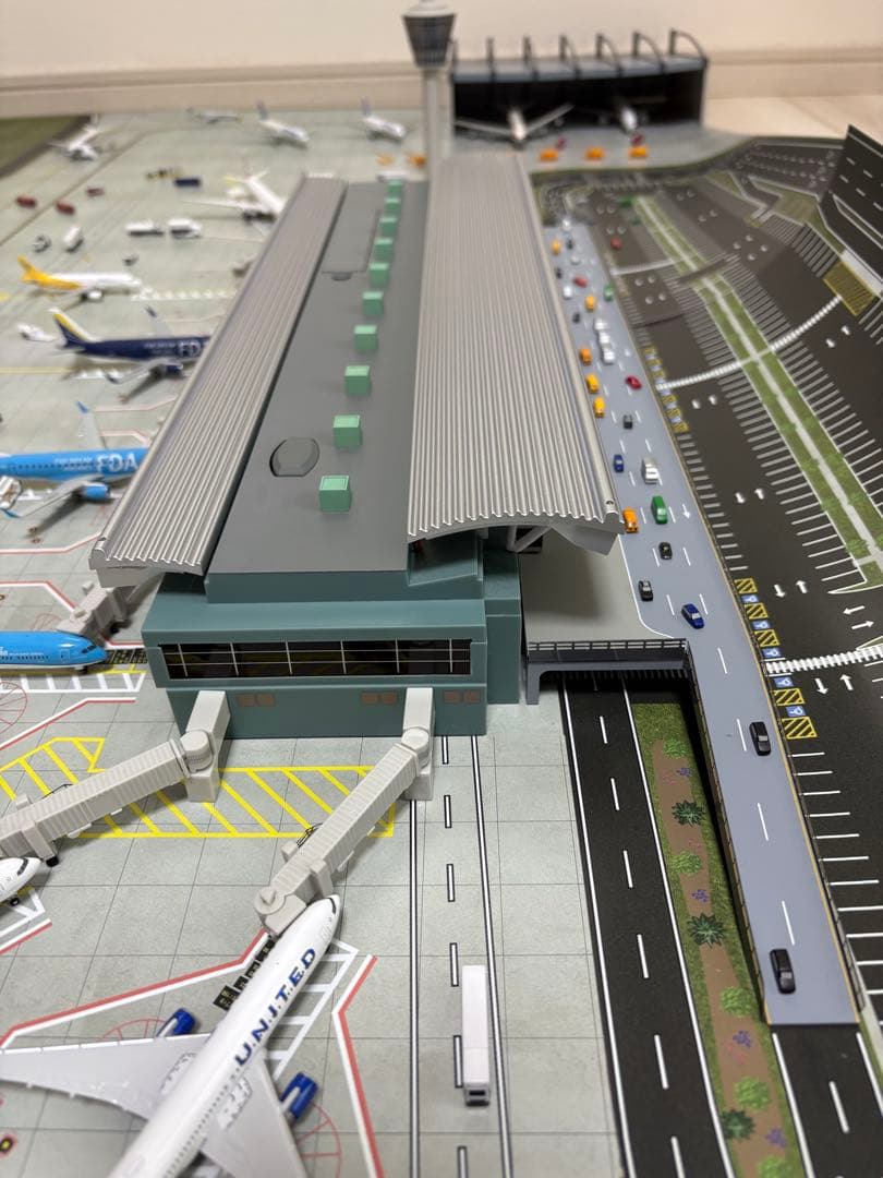 ①GJARPTB2 空港ターミナルビル ②GJAPS006 専用マット セットの通販は