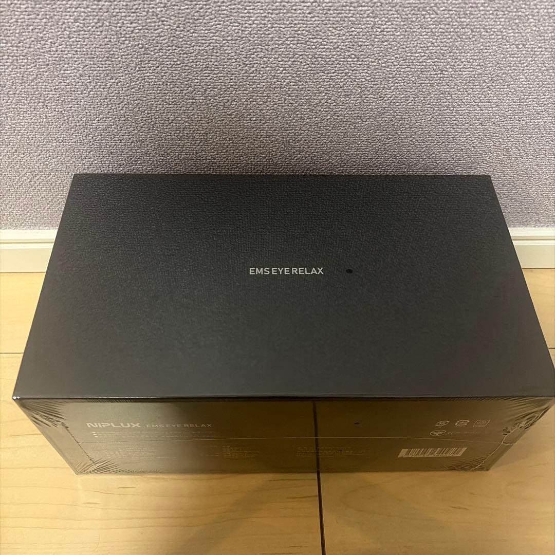 【新品未使用】NIPLUX EMS EYE RELAX 目元マッサージャー 目元ケア革命】NIPLUX EMSアイウォーマー│温熱×EMSで目の疲れを