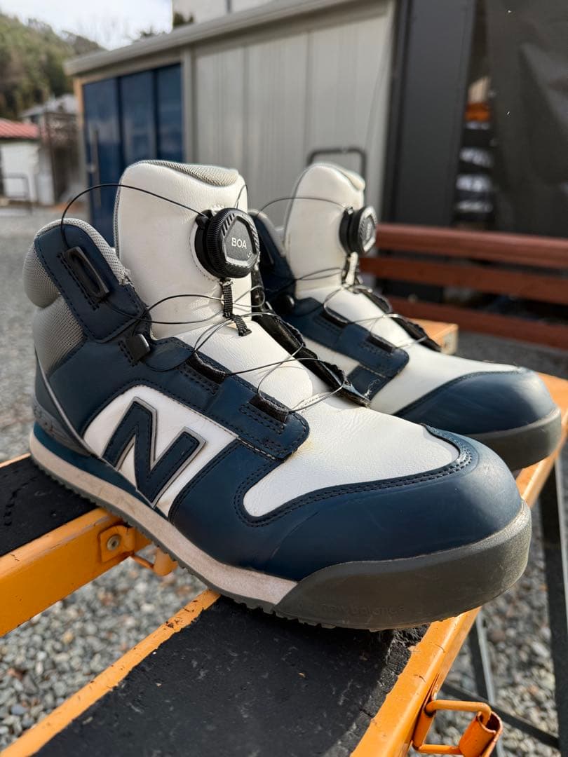 お*ん様 New Balance BOA安全靴 ネイビー/ホワイト ハリスバーグ ニューバランス HB-414 安全靴 BOA搭載 ネイビー×ホワイトのハイカット
