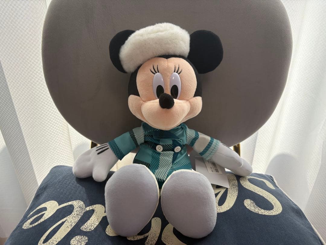 【新品未使用タグ付】ディズニー ミニーのスタイルスタジオ ミニー 冬 ぬいぐるみ