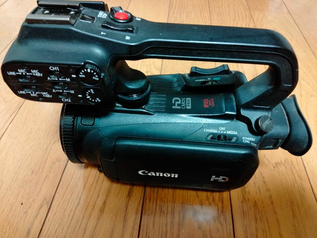 F*7様 【ジャンク】【撮影可】業務用Canon XA25 HDビデオカメラ W Amazon | Canon 業務用フルHDビデオカメラ XA25 | ビデオカメラ 通販