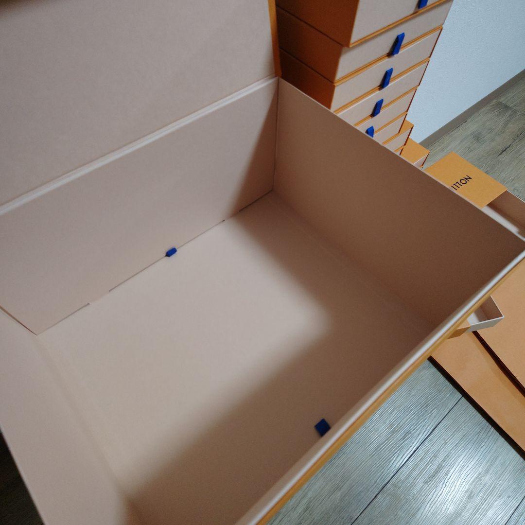 ルイヴィトン 空箱 まとめて 21個 LOUIS VUITTON 紙袋4枚 - メルカリ