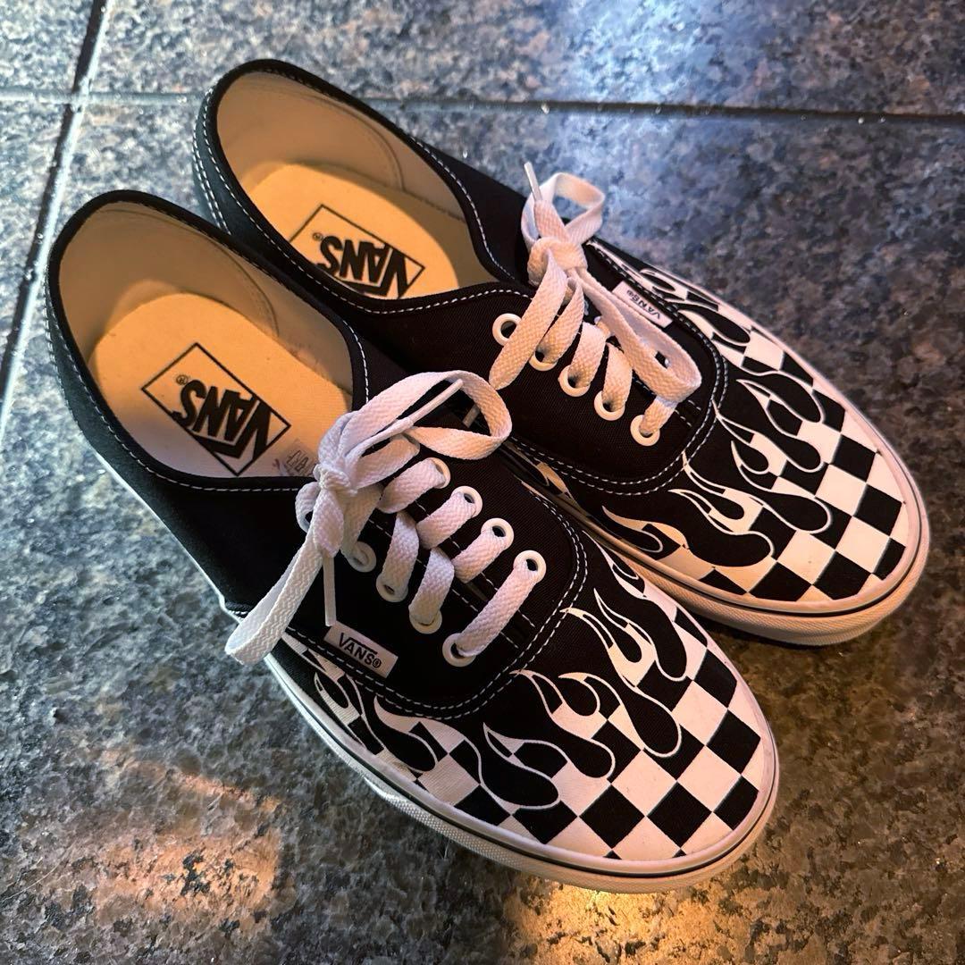 VANS AUTHENTIC CHECKER FLAME スニーカー
