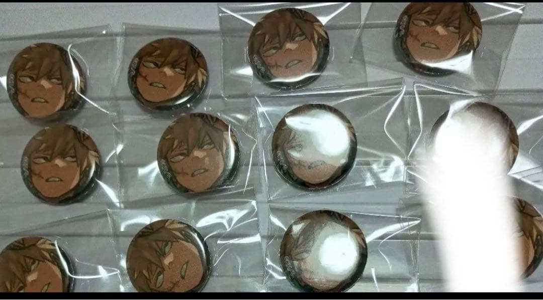 僕のヒーローアカデミア 応募者全員大サービス 缶バッジ 爆豪勝己　10こ ヒロアカ WJ45号にてディスプレイ缶バッジの応募者全員サービス実施!