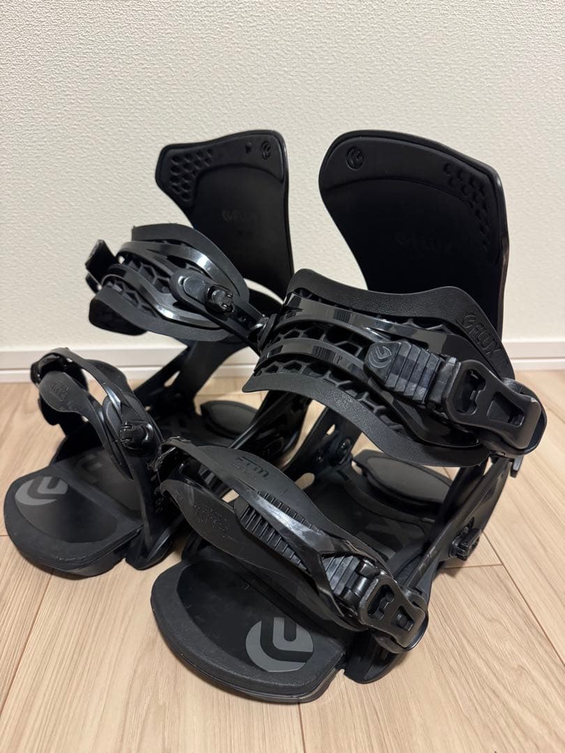 FLUX スノーボード ビンディング D/S ブラック