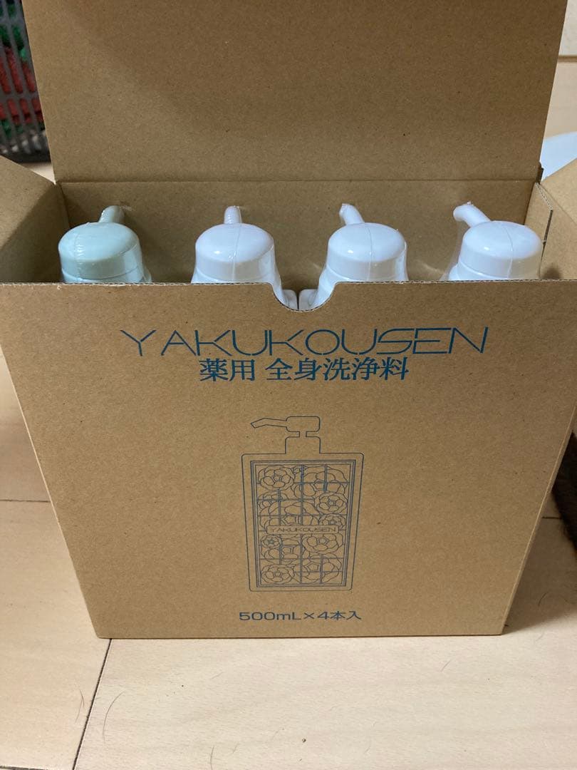 YAKUKOUSEN 薬用全身洗浄料 500ml x 4本　薬酵泉