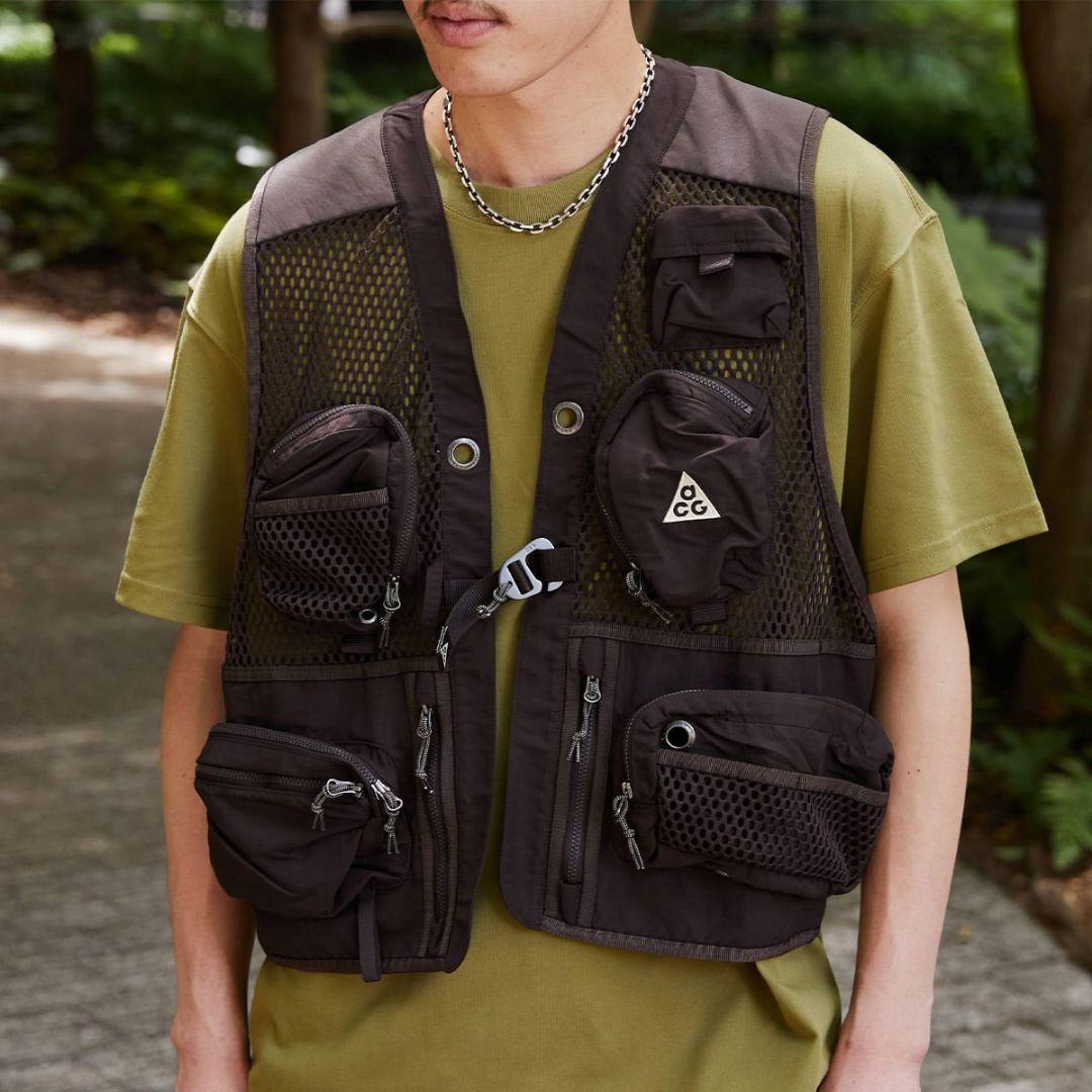 【新品】国内正規品 NIKE acg BUTTLES VEST M ナイキ 希少