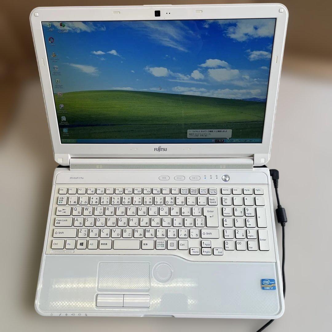 ☆格安美品XP☆富士通15.6インチ大画面長時間バッテリー第3世代i7