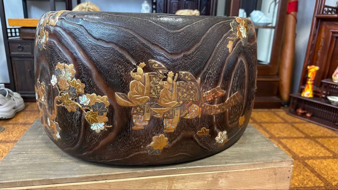 時代品　金蒔絵　螺鈿　高肉　桐火鉢