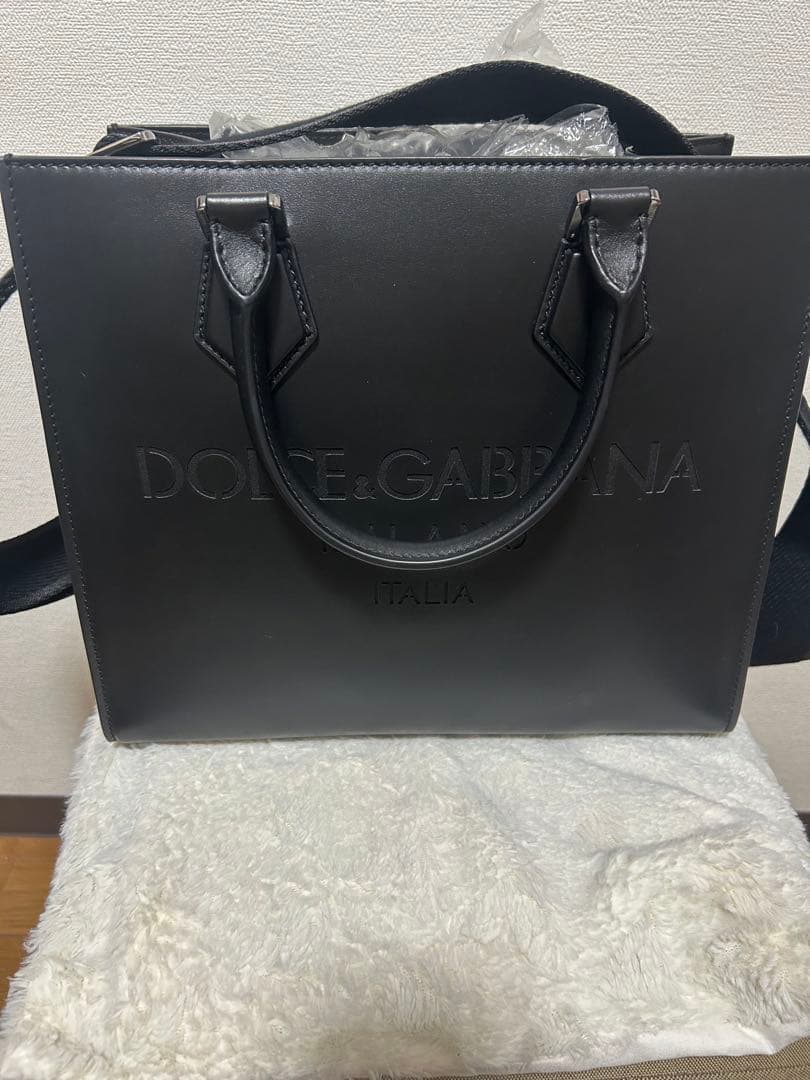 こうじ　DOLCE&GABBANA 黒 レザー ショルダーバッグ