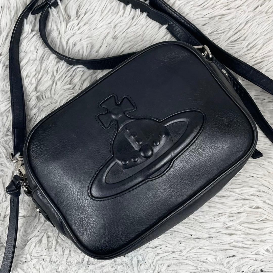 美品 Vivienne Westwood レザー ショルダーバッグ カメラバッグ - メルカリ