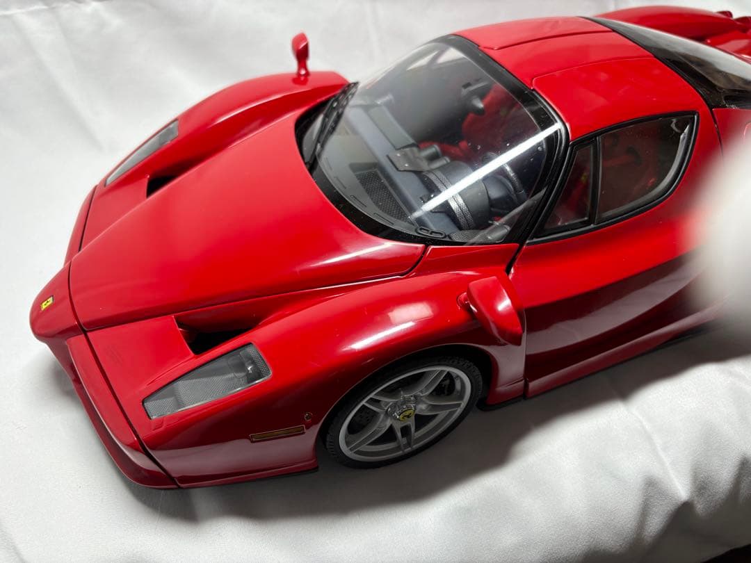 【ディアゴスティーニ】フェラーリグランツーリズモ　完成品 フェラーリグランツーリズモ | デアゴスティーニ公式