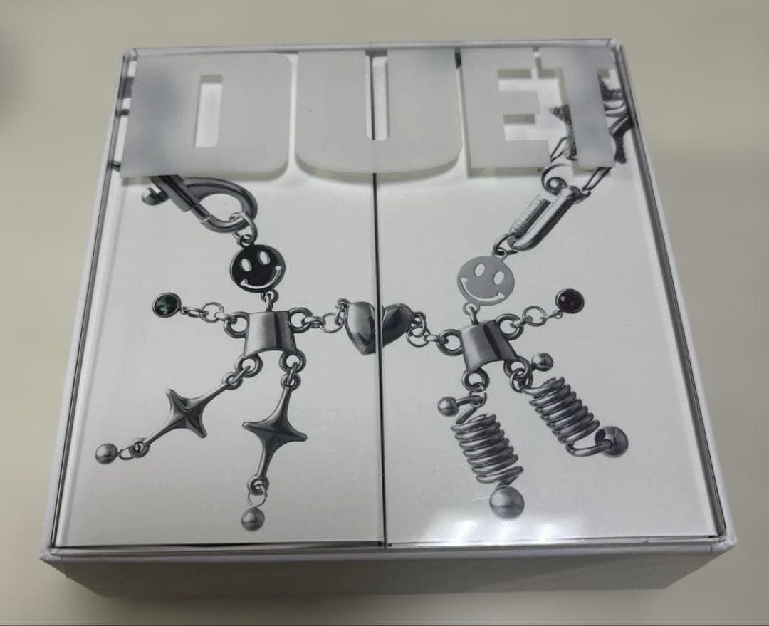 K-POP・アジア ZICO, Lilas Single 'DUET' (Merch Ver.) ZICO x Lilas Album - DUET (Merch Ver.) – Choice Music LA