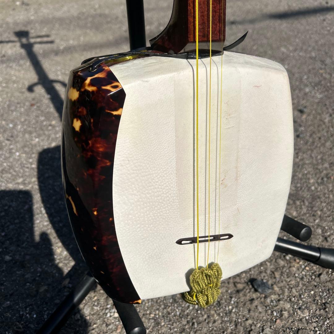 紅木津軽三味線　太竿　金細　綾杉　トチ多数