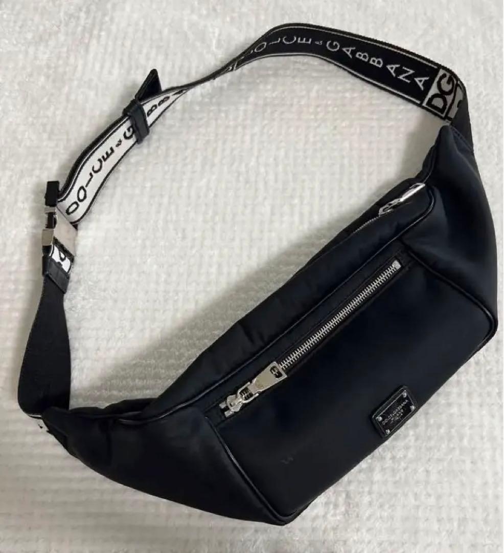 Dolce&Gabbanaナイロン製 黒 メンズボディバッグ