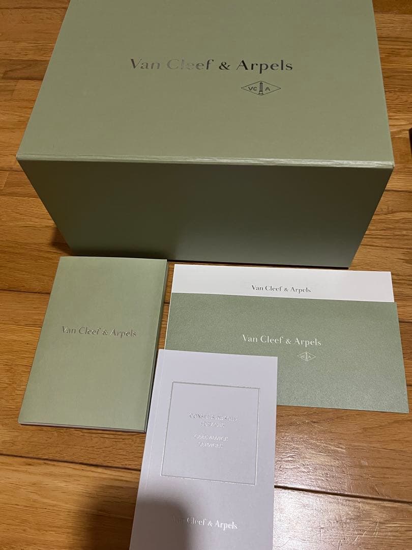 ね*こ様 Van Cleef & Arpels & Cartier ほか 箱、紙の通販｜market