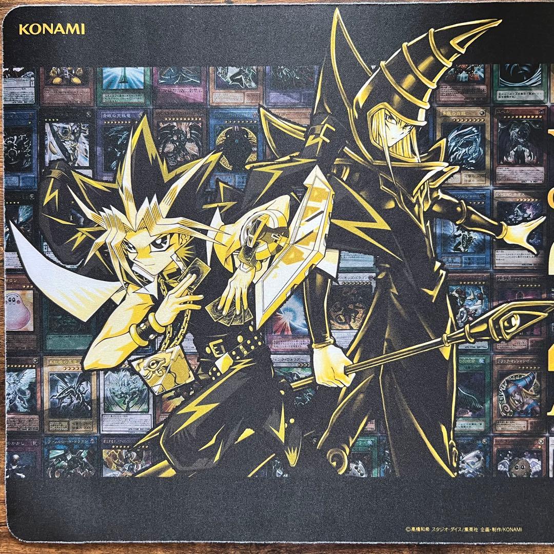 遊戯王20th ANNIVERSARY プレイマット ブラックマジシャン武藤遊戯