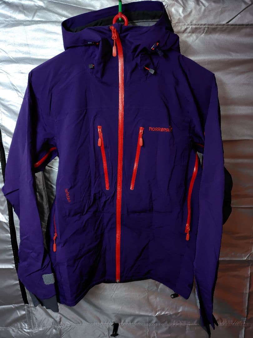 ノローナロフォテン 40%OFF NORRONA ノローナ ＜lofoten Gore-Tex Active Jacket＞カラー