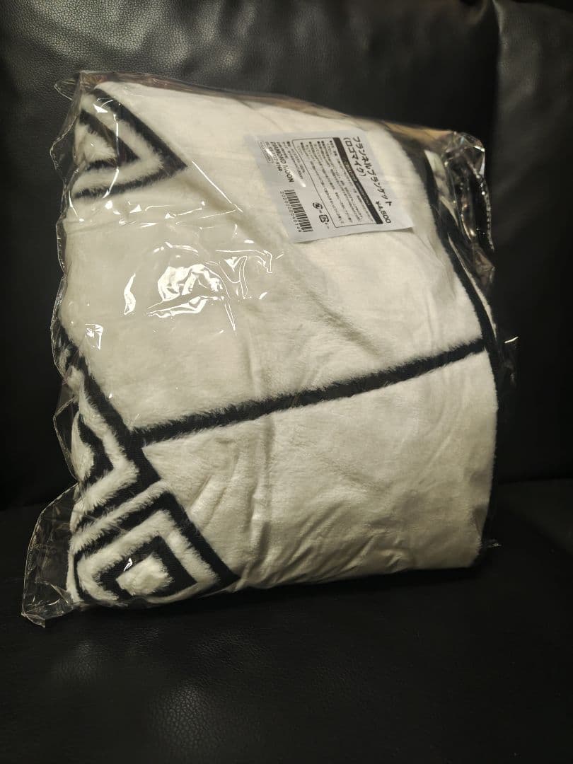 矢沢永吉 E.YAZAWA フランネルブランケット(ロゴマイク) - メルカリ