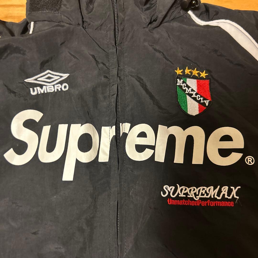 Supreme ナイロンジャケット フード付き 黒 - メルカリ