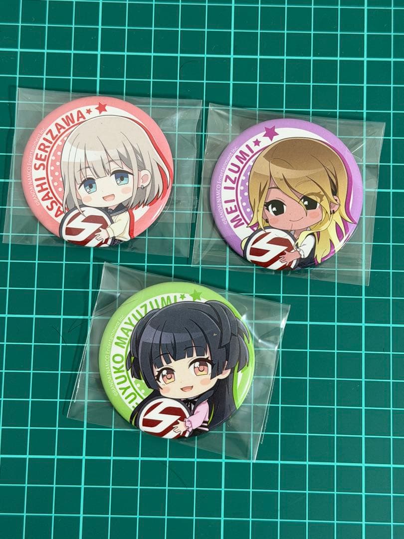 シャニマス 缶バッジ 芹沢あさひ 黛冬優子 和泉愛依 ストレイライト