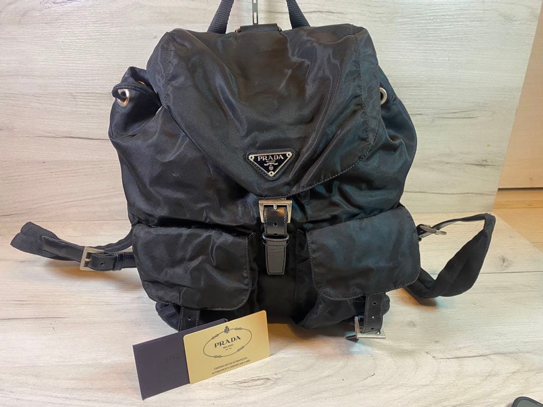 PRADA プラダ　リュックサック　ナイロン　ブラック　デイパック　黒