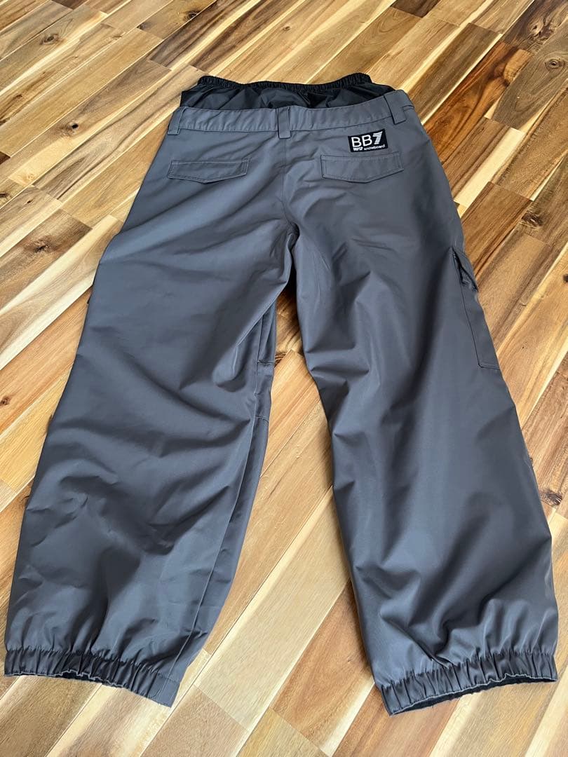 早い者勝ち！最終価格10/31まで！ ベスプ　上下セット　上L 下XL おまけ有