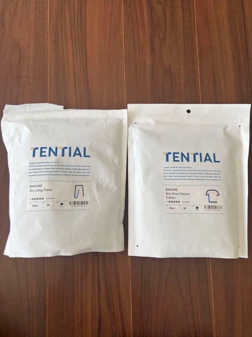 新品未使用 BAKUNEバクネ 上下セット Mサイズ ネイビー