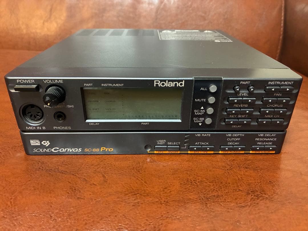 Roland SC-88 Pro ハードウェア音源 1996年、Roland GS音源の最高峰として登場したSC-88Pro | DTMステーション