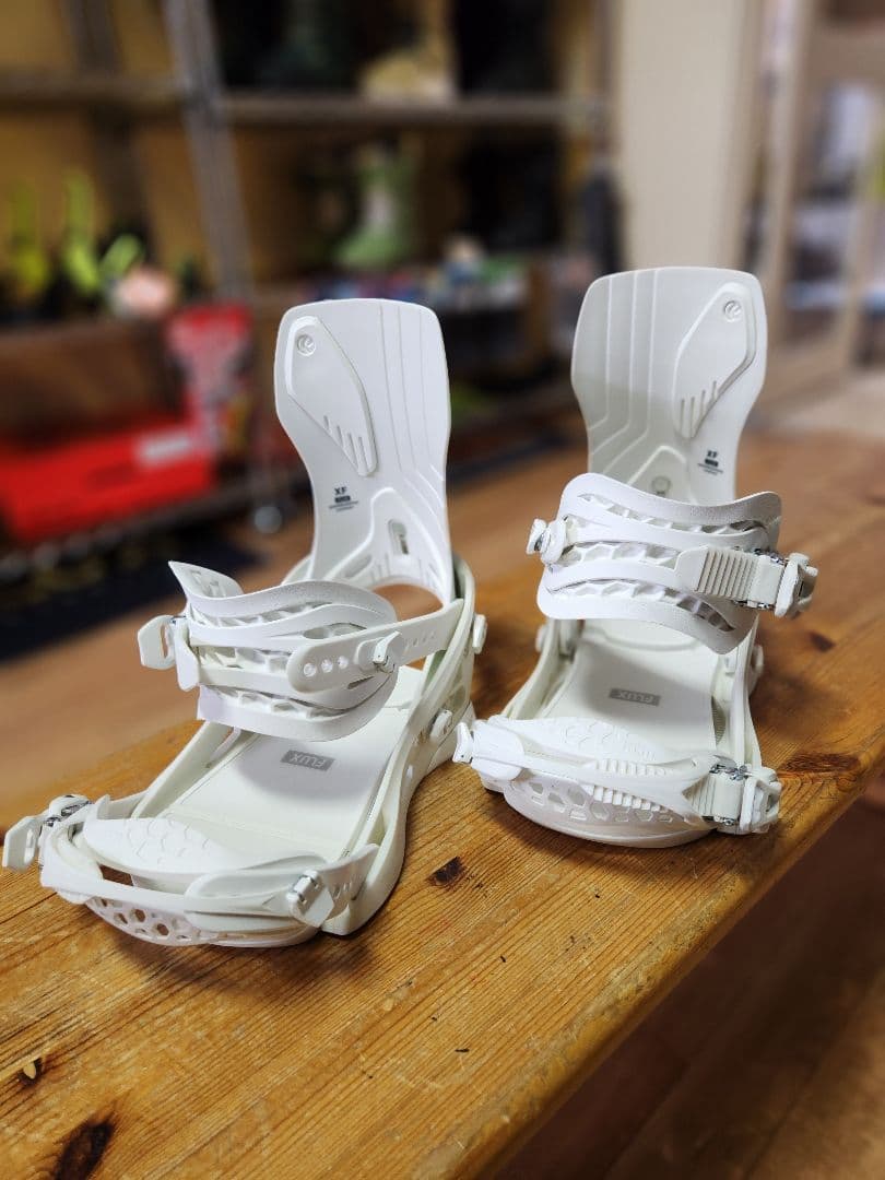 25-26 FLUX XF (Sサイズ)