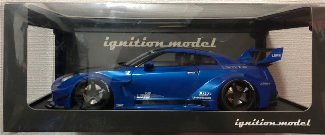 Nissan GT-R 1/18 ignition model LBワークス