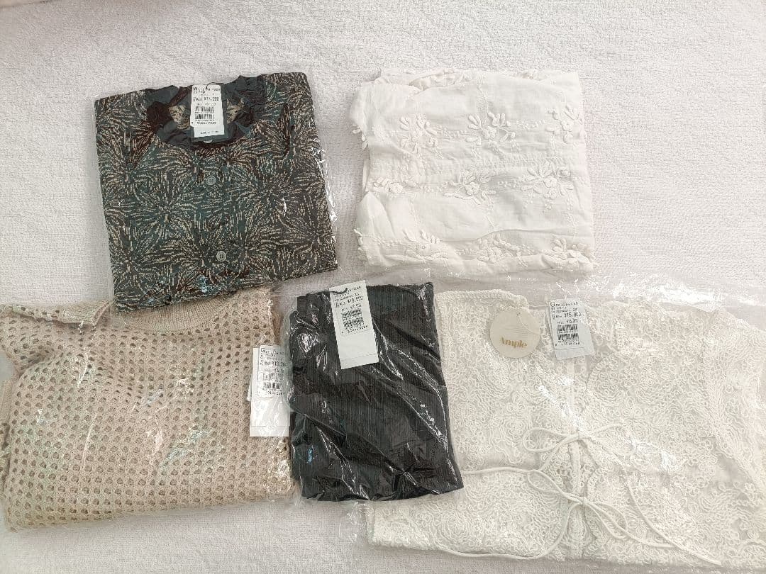 ヤマダヤ福袋より　トップス５点