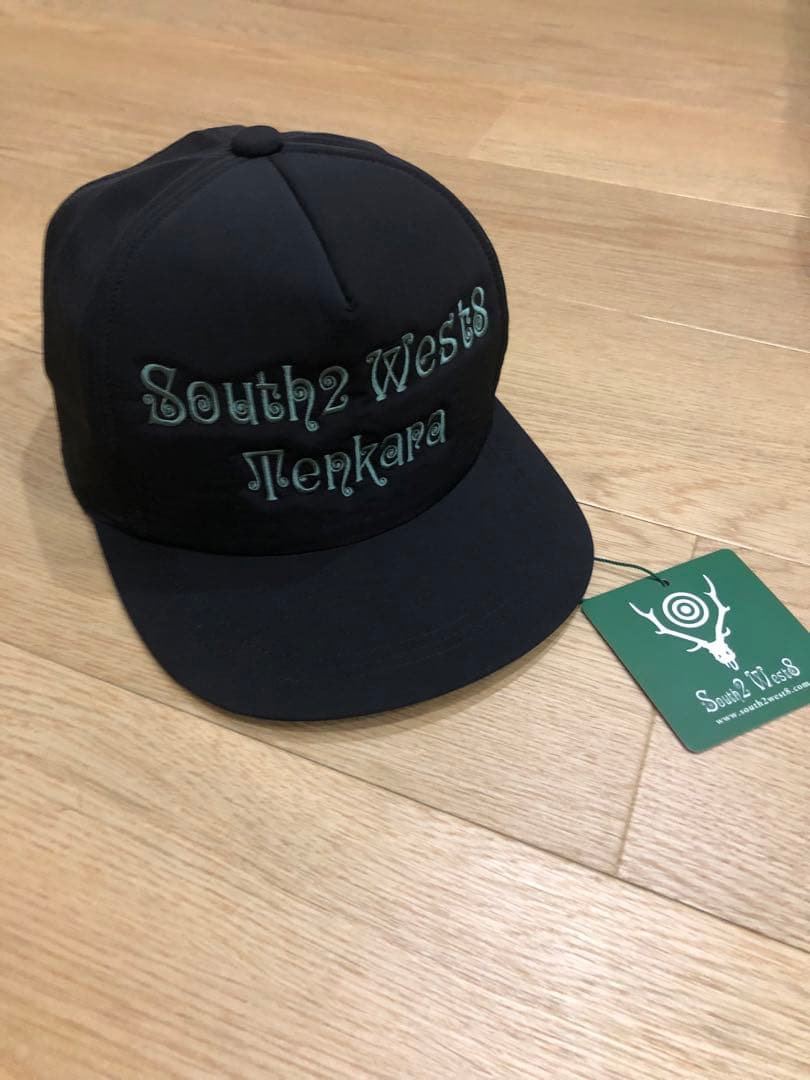 South2west8 トラッカーキャップ