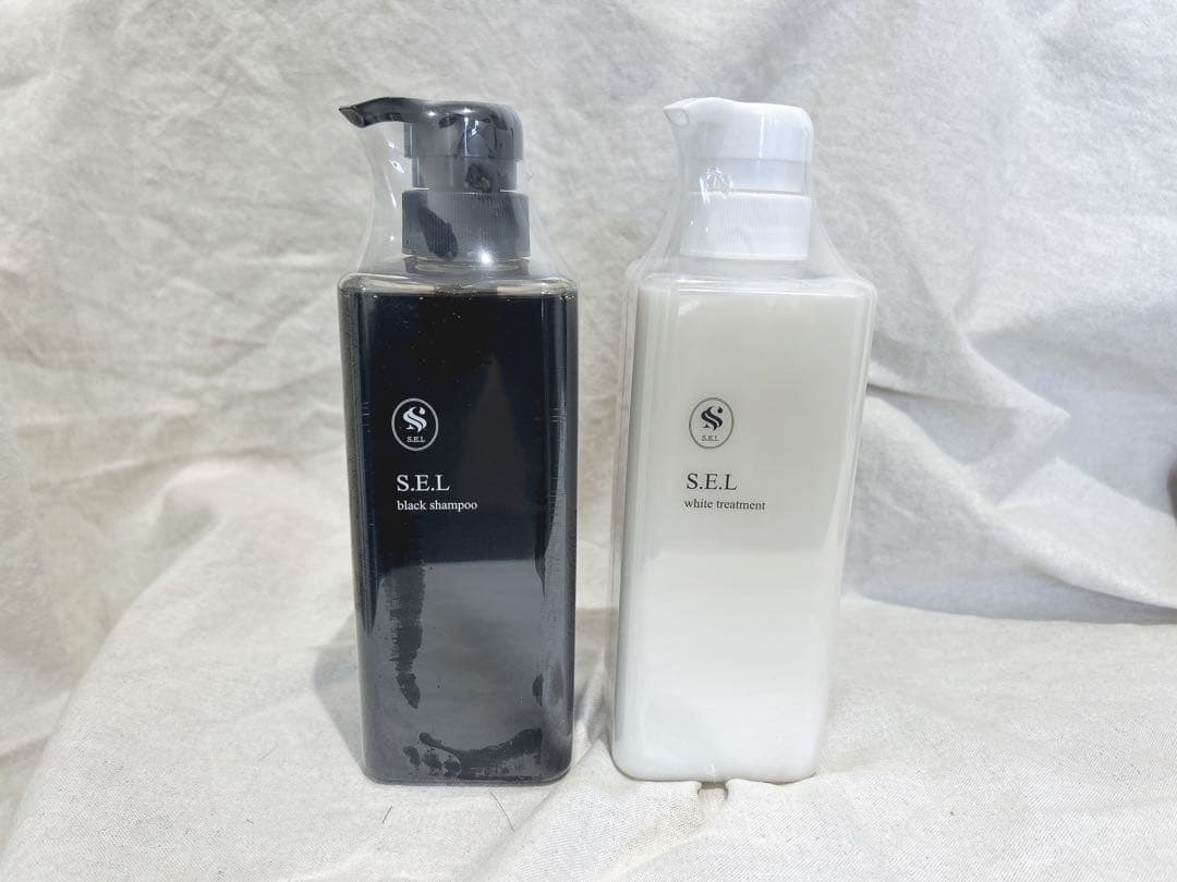 限定セール中　髪質改善SELブラックシャンプー&ホワイトトリートメント500ml