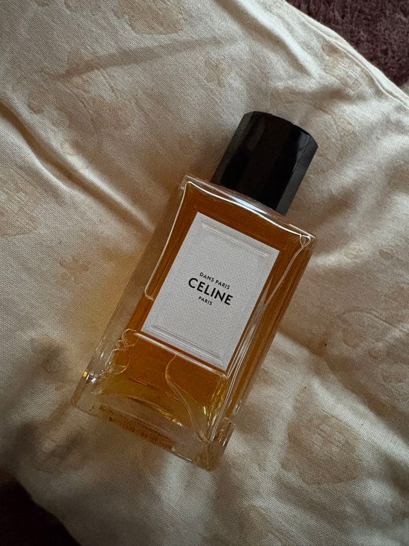 香水 セリーヌ ダン・パリ　オードゥパルファン