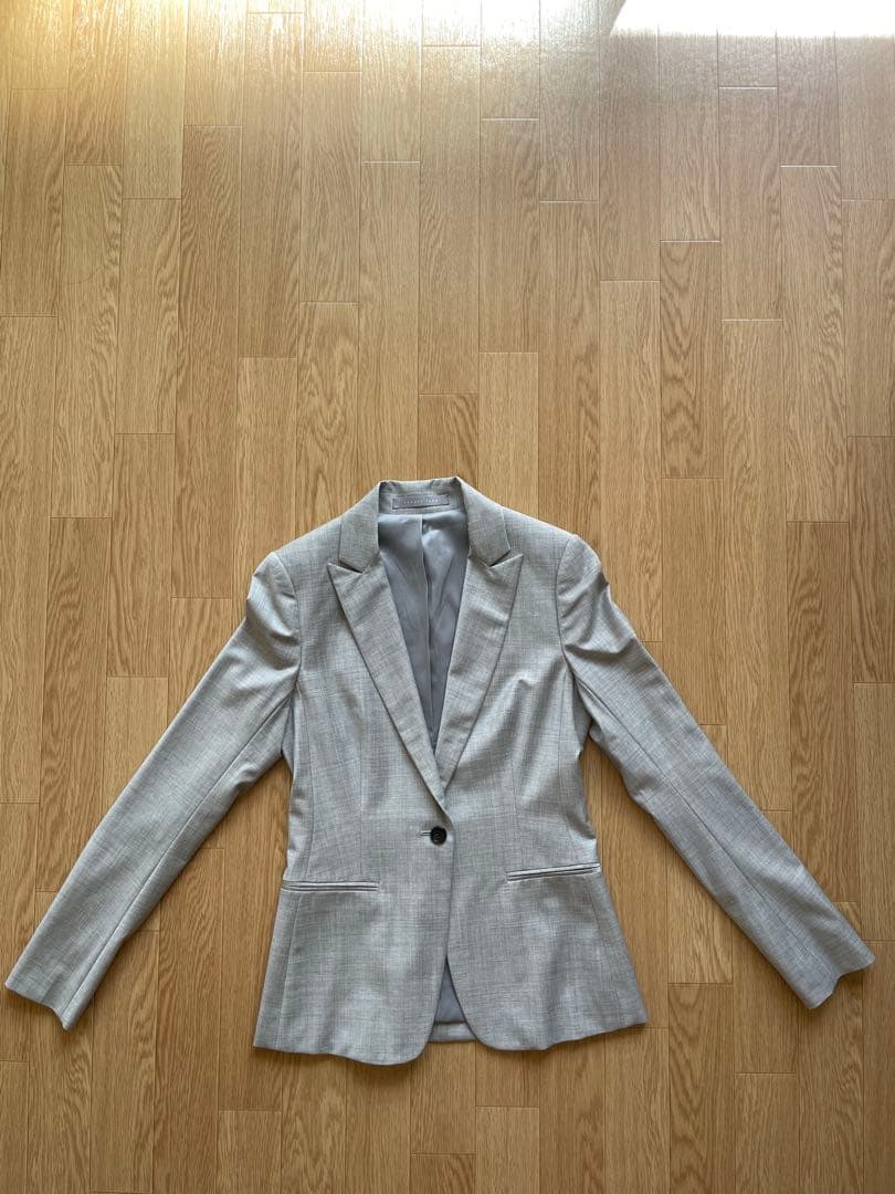 未使用】theory luxeライトグレーSサイズ スーツ上下セット 🏂
