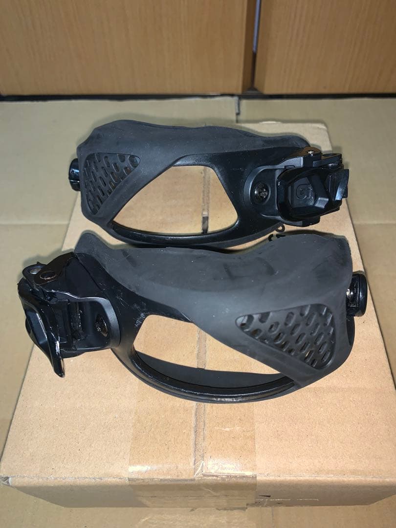 バートンBurton トーストラップ左右セットMサイズ