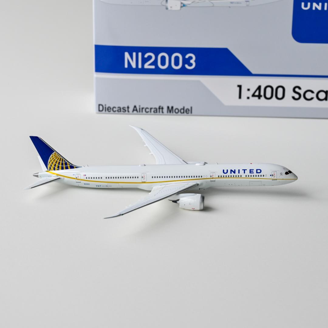 ユナイテッド航空 B787-10 ギア着脱可 Aviation 1/400 04535 Phoenix United Airlines / ユナイテッド航空 B747-400 N187UA 1