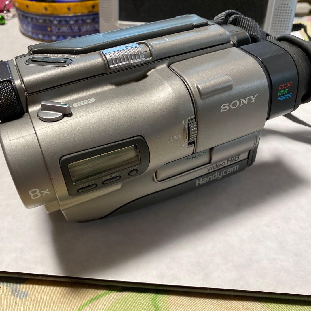 SONY VideoHi8 Handycam CCD-TR1 ⑤