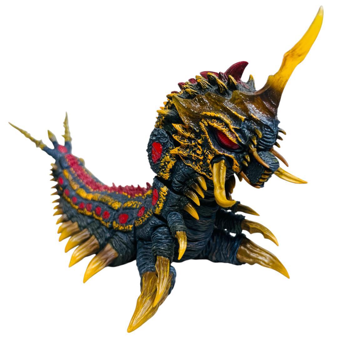 希少レア】S.H.MonsterArts モンスターアーツ バトラ（幼虫） - メルカリ