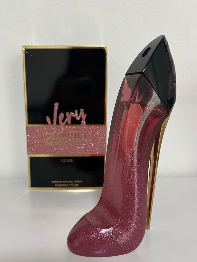 キャロリーナヘレラ 女性用香水 VERY GOOD GIRL 80ML