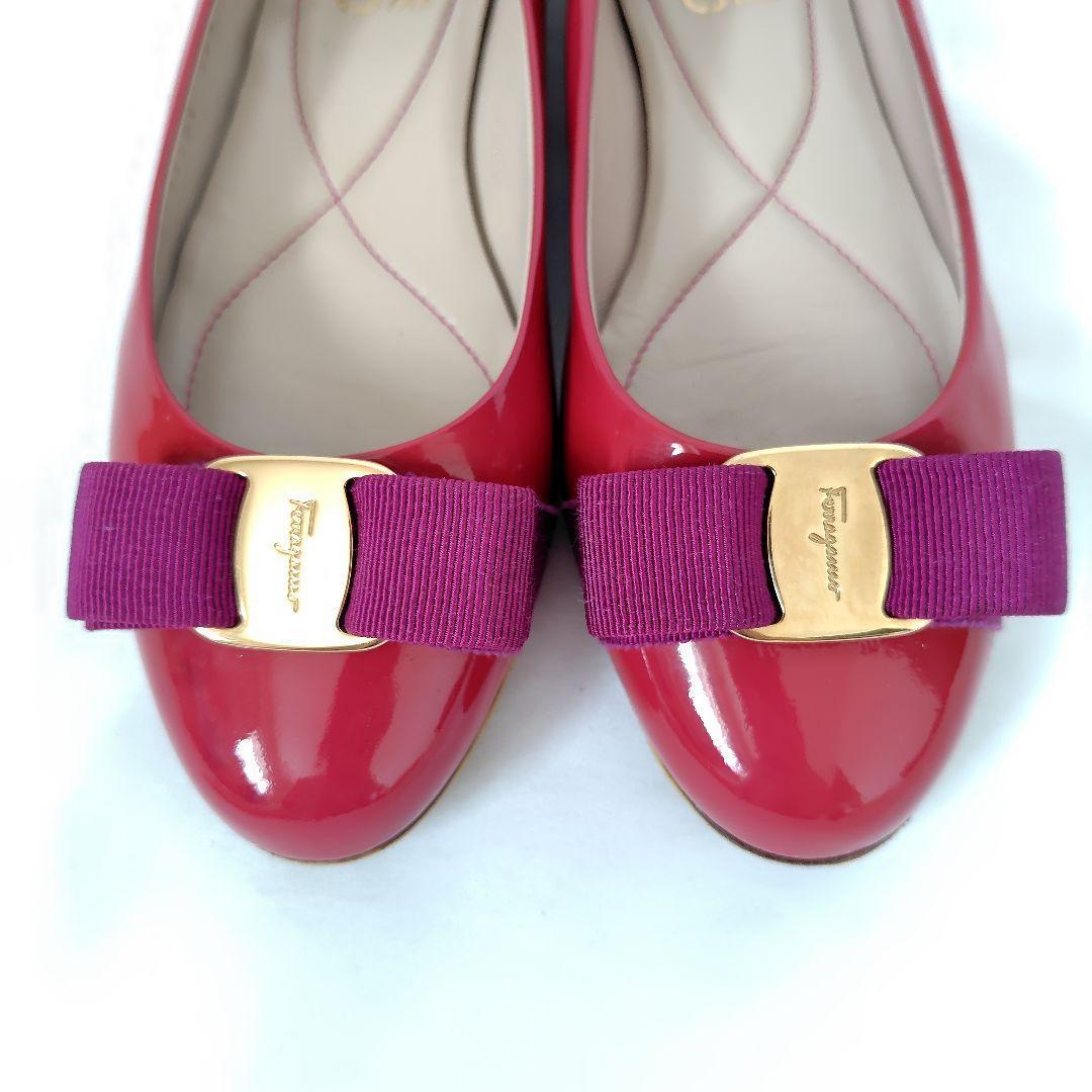 ✨️腕利き職人のリペア済✨️【フェラガモ】ヴァラ フラットシューズ